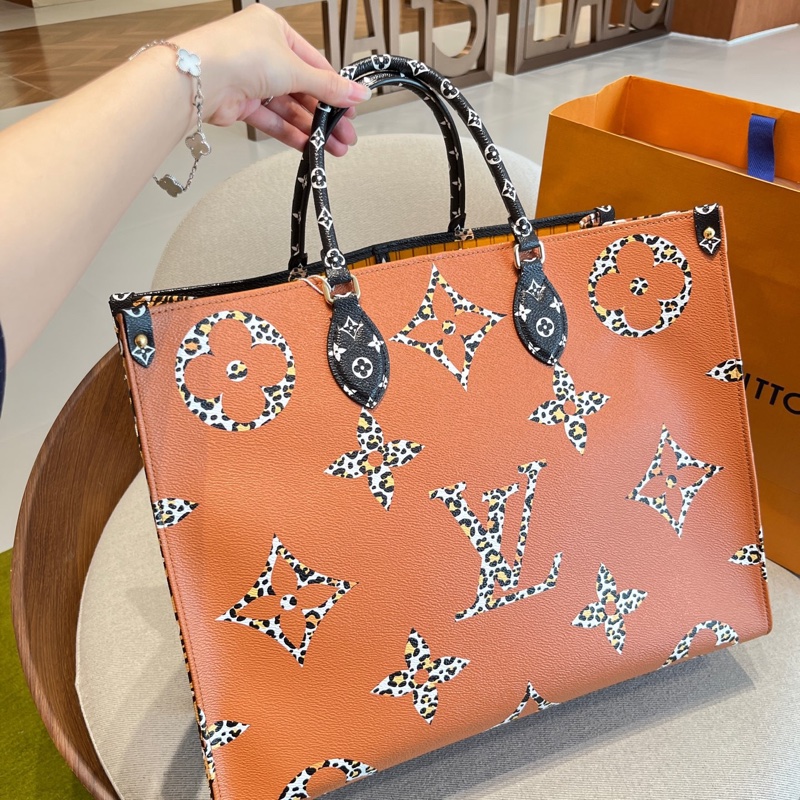 LV 限定叢林系列大號onthego單肩包 芯片款-1