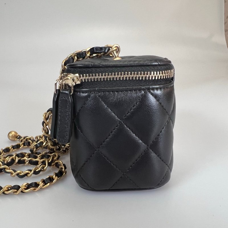 CHANEL 金球小盒子包羊皮黑 AP1447/晶片款-2