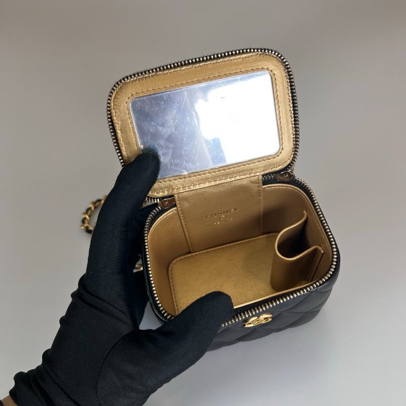 CHANEL 金球小盒子包羊皮黑 AP1447/晶片款-6