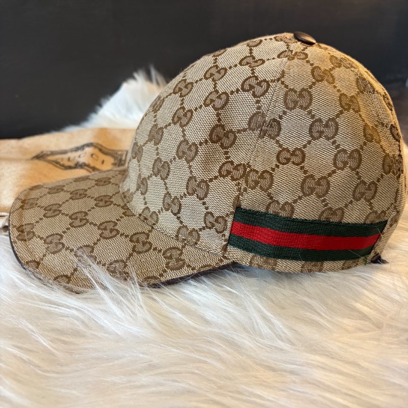 GUCCI 雙G LOGO壓印棒球帽/棕-2