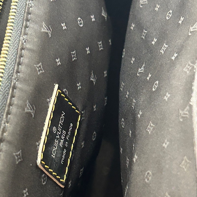 LV M91811 山羊皮 醫生包-8
