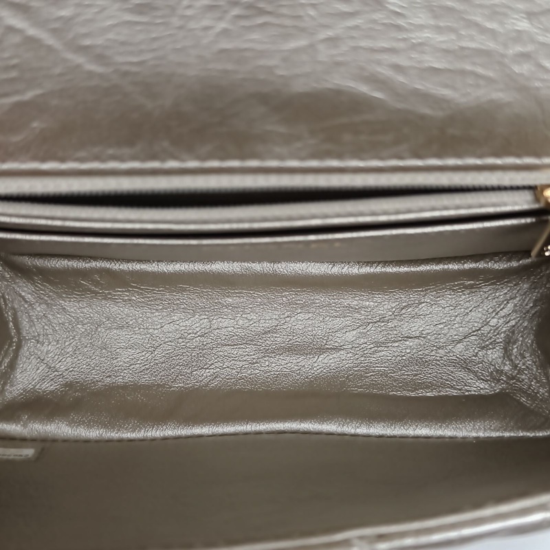 CHANEL 2.55口蓋包迷你20金色牛皮30開金扣肩背包-5