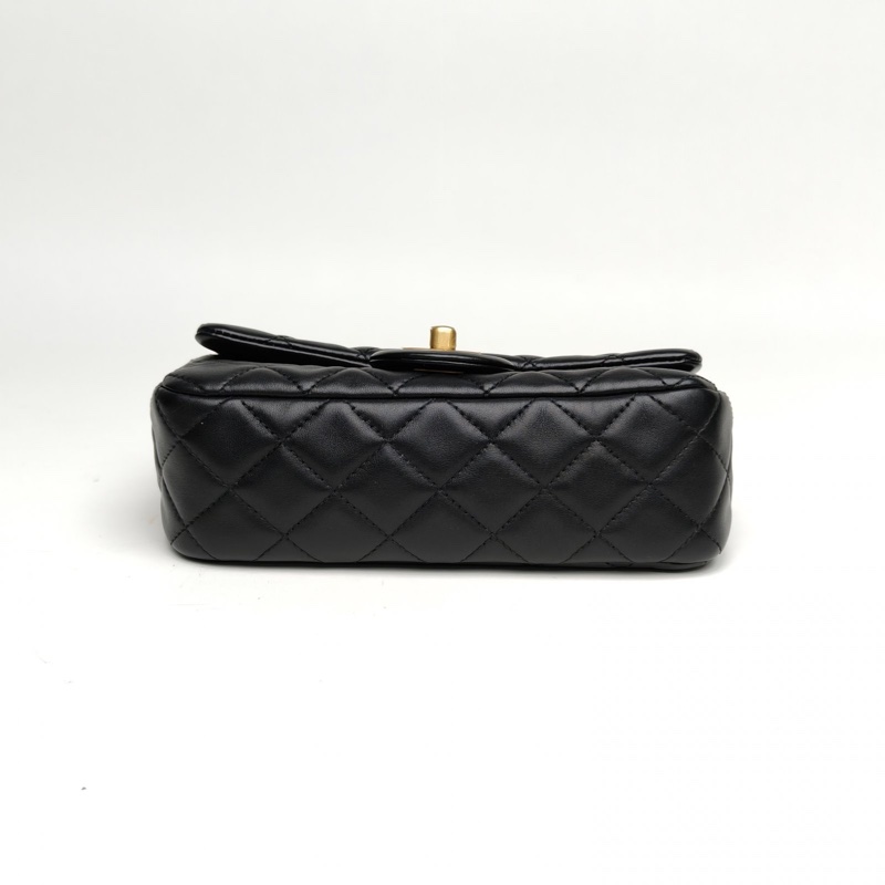 CHANEL CF口蓋包大Mini黑色羊皮30開金扣肩背包-3