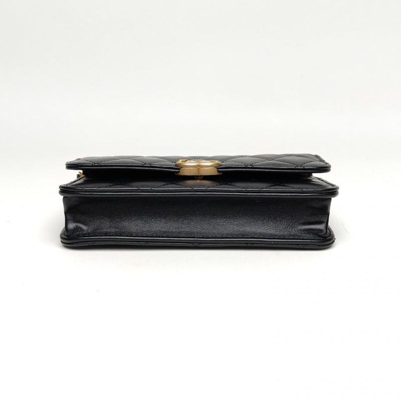 CHANEL 雙金珠mini吸扣woc黑色牛皮金扣雙金珠肩背包-3