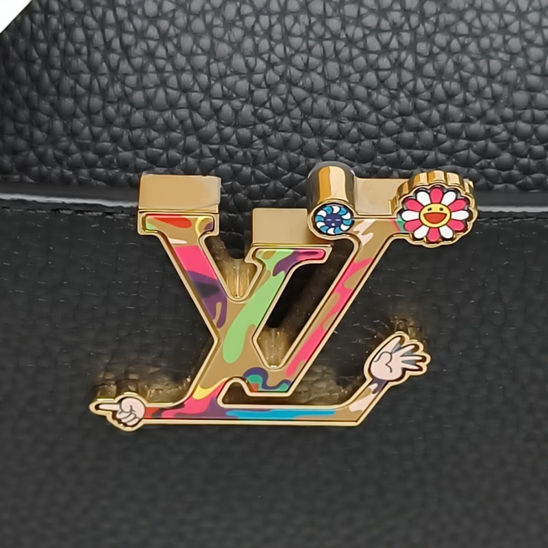 LOUIS VUITTON CapucinesBB黑色牛皮晶片花朵吊墜肩背包-4