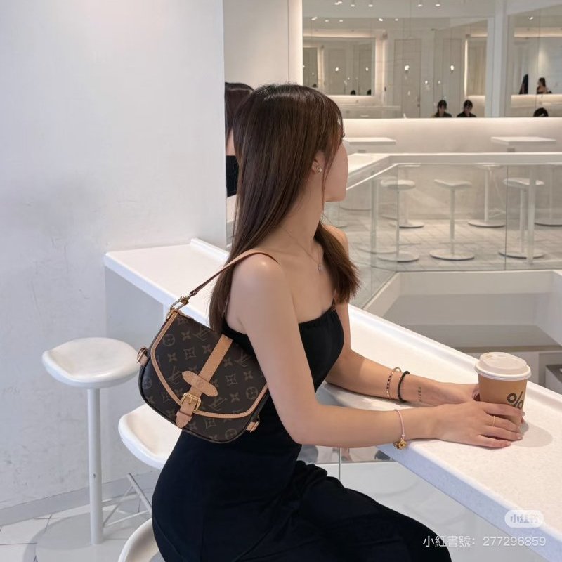 Louis Vuitton LV雙子星 Saumur BB-6