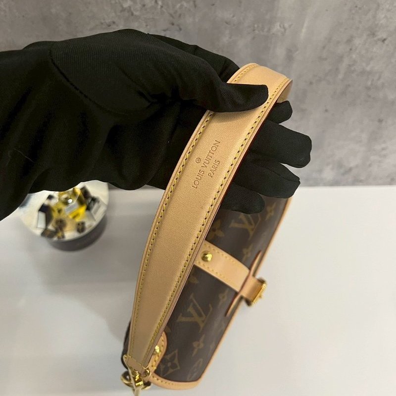 Louis Vuitton LV雙子星 Saumur BB-15