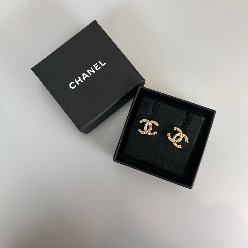 CHANEL F21-A 立體圓點雙C耳環-0