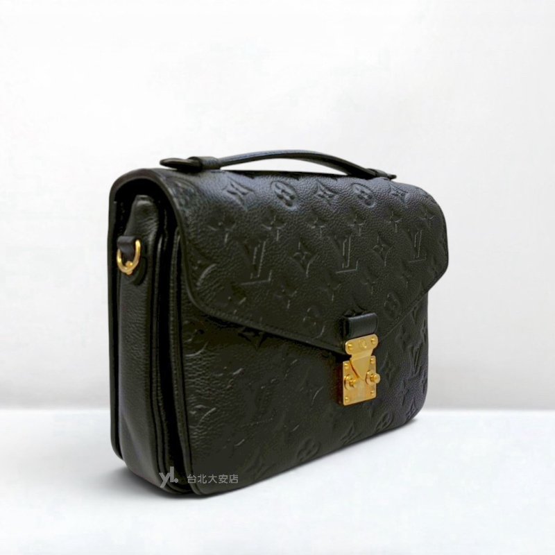 A13233-LV Pochette Metis 黑色牛皮壓紋郵差包M41487-1