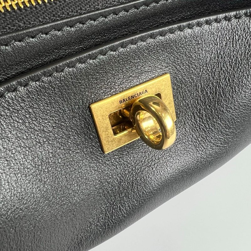 BALENCIAGA 黑牛皮Rodeo肩背包 MINI-8