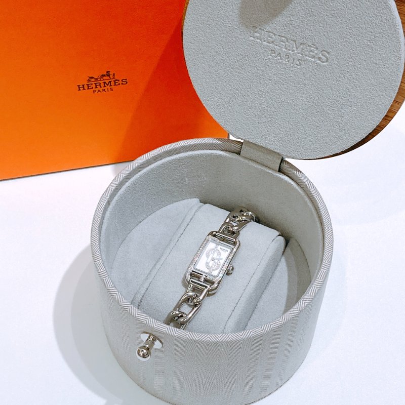 TW4876 Hermes 愛馬仕帶鑽女錶 Nantucket Watch 29 mm Small Model 48+24 Diamonds (0.23 ct+0.094 ct)-1