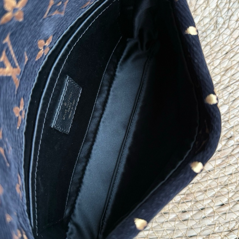 99新🆕路易威登LV絲絨限定款黑金老花麻將包手提包斜背包 金扣 ✅正品-4
