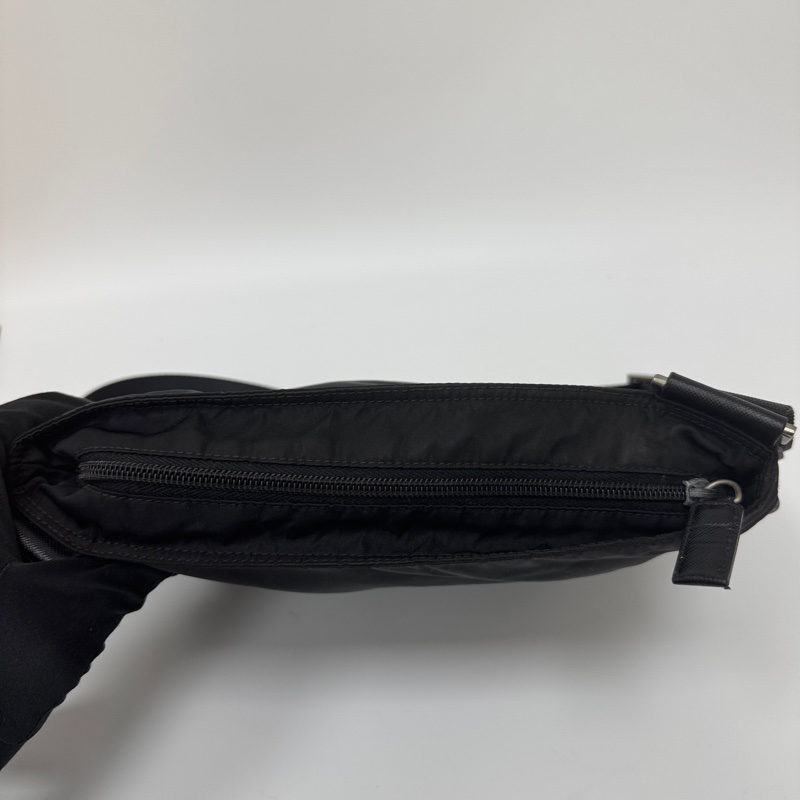 【赫蒂國際精品】 PRADA普拉達 單肩包黑三角logo尼龍 中古款vintage-6