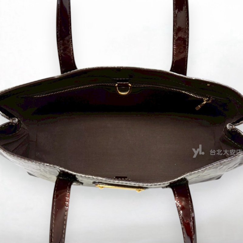 A13243-LV Vernis Wilshire PM 酒紅漆皮金牌手提便當包M93641-5