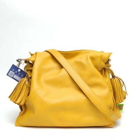 LOEWE 黃色羊皮銀扣流蘇福袋肩背包