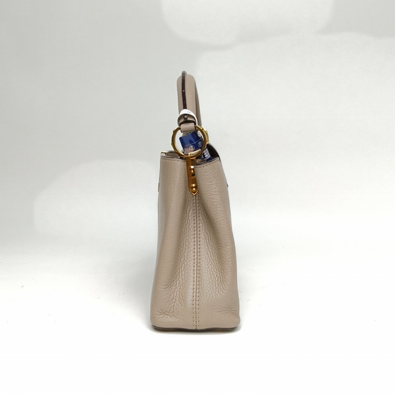 LOUIS VUITTON CapucinesBB27灰色牛皮金扣2015肩背包-1