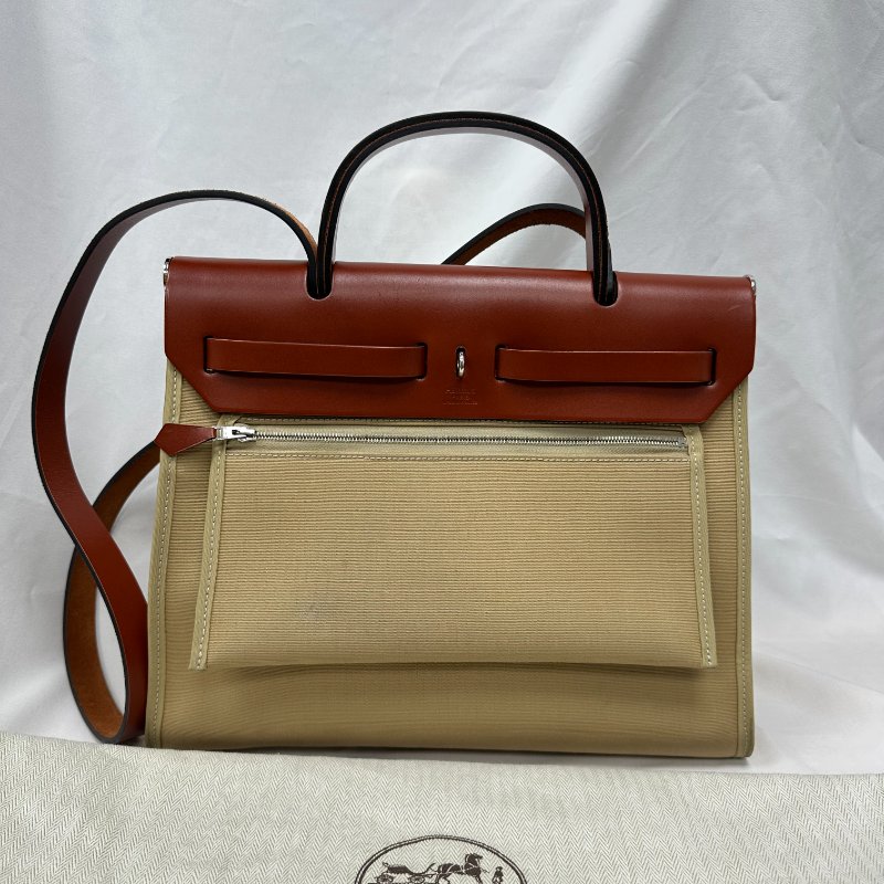 Hermes herbag31磚紅拼奶茶色-1