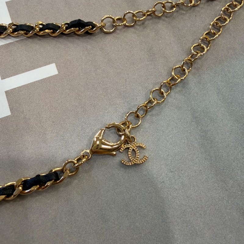 CHANEL 皮穿鍊雙C項鍊金-4