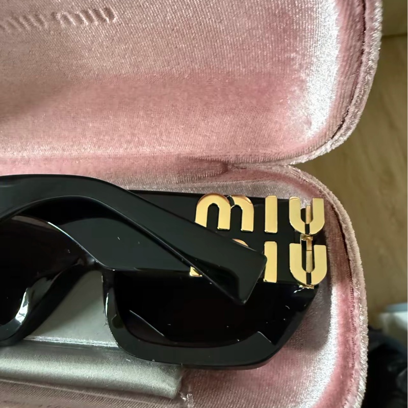 Miumiu 09w 墨鏡/太陽眼鏡 全新未使用-1