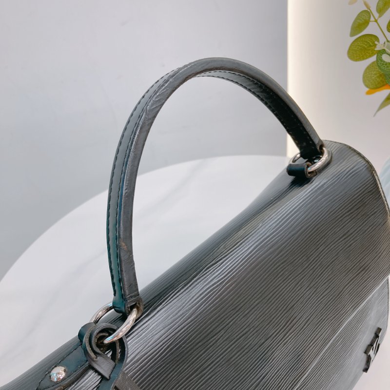 MS0733 Louis Vuitton 路易威登 水波紋 手提包 黑色 銀扣 Cluny Bag 29cm Epi Black x PHW-13