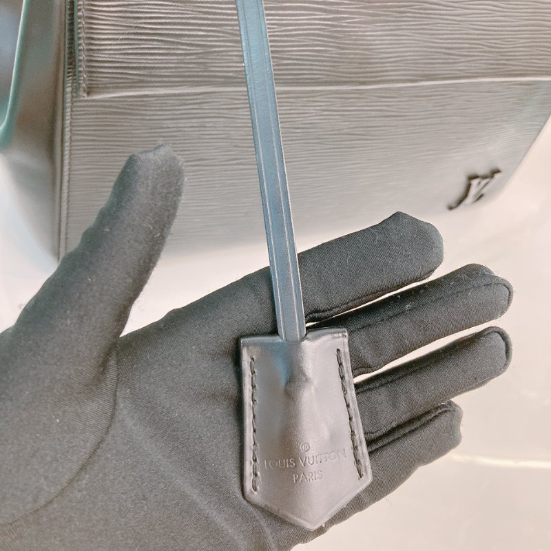MS0733 Louis Vuitton 路易威登 水波紋 手提包 黑色 銀扣 Cluny Bag 29cm Epi Black x PHW-18
