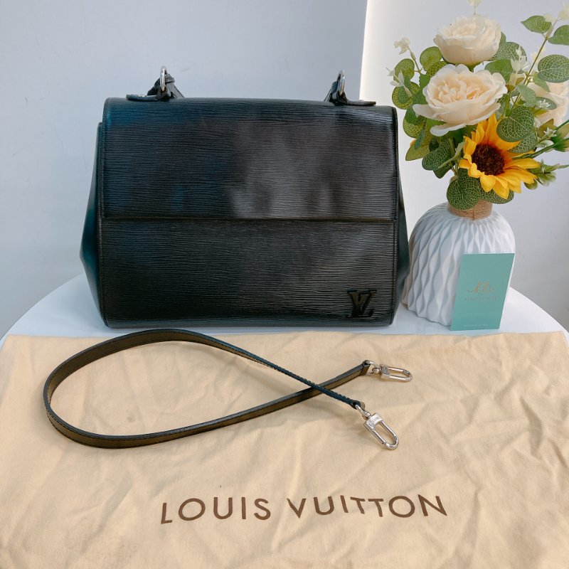 MS0733 Louis Vuitton 路易威登 水波紋 手提包 黑色 銀扣 Cluny Bag 29cm Epi Black x PHW-36