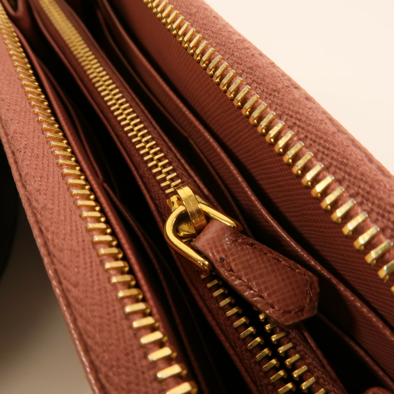 PRADA Saffiano皮革Zipper Long Wallet長錢包-16