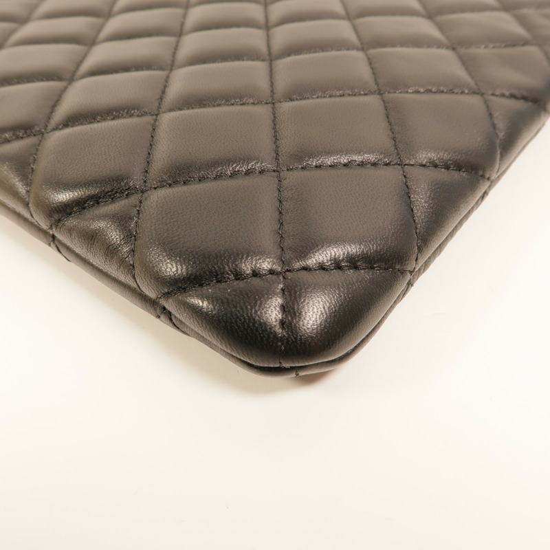 CHANEL 羊皮皮革Matelasse Coco Mark手拿包-12
