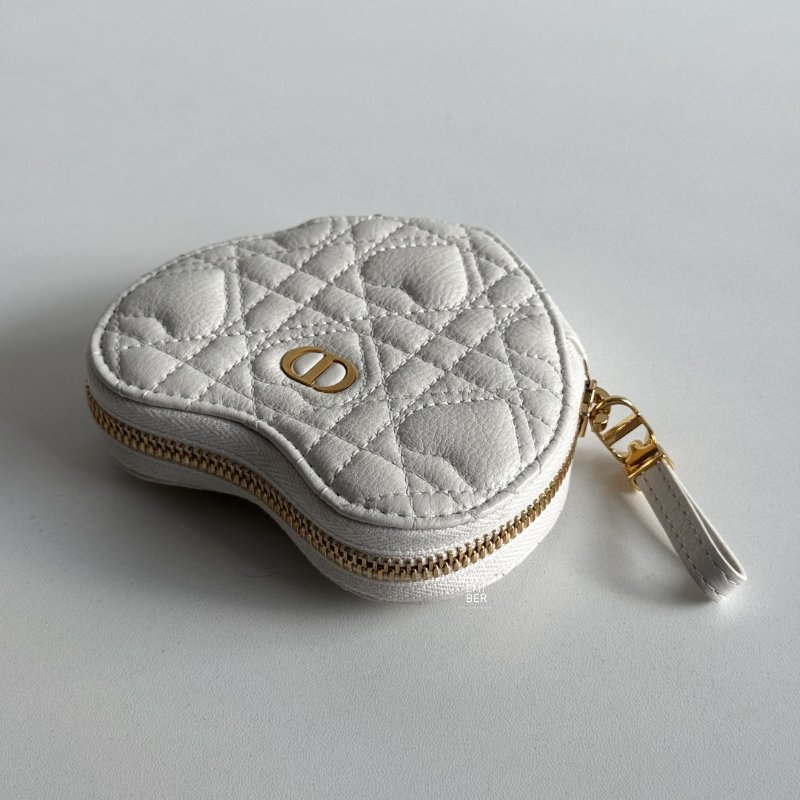 99新🆕 Dior 迪奧 愛心小包 白色金釦-4