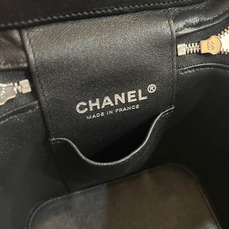 Chanel 荔枝牛皮 黑銀色 化妝箱 鏈條包-3