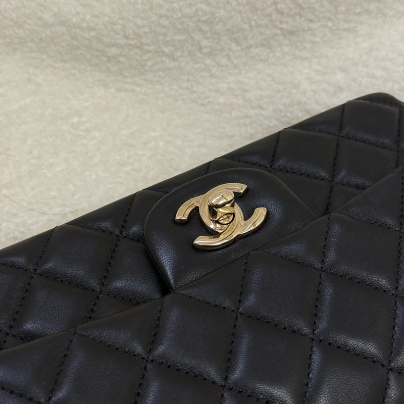 (台灣購證🇹🇼全配) Chanel mini coco 20 黑金羊皮-2