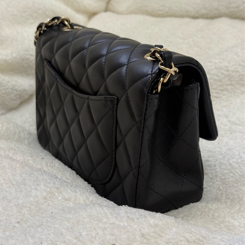 (台灣購證🇹🇼全配) Chanel mini coco 20 黑金羊皮-4