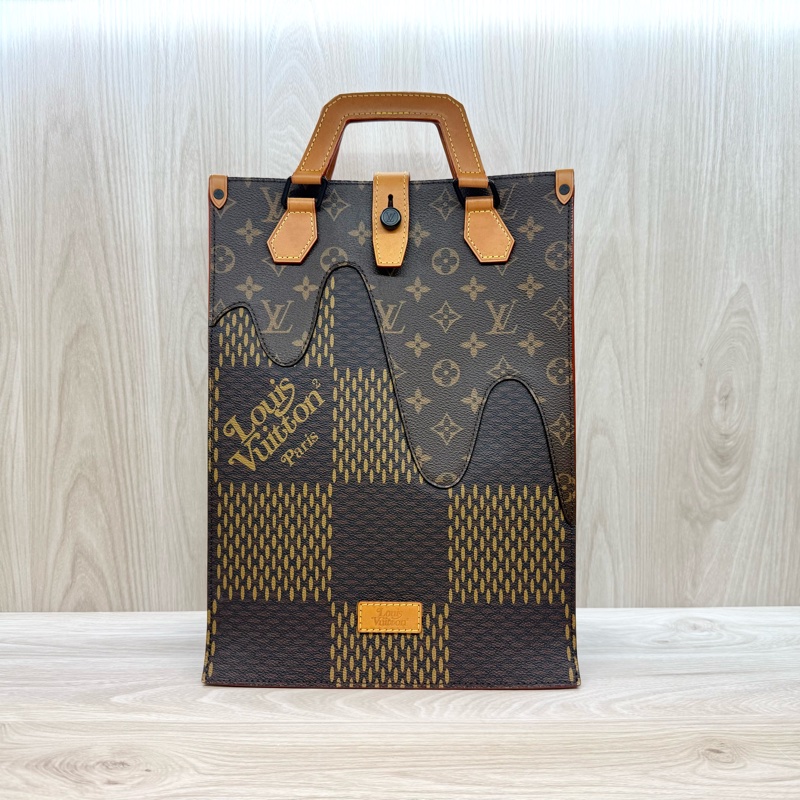 LV ✨Nigo聯名托特包N40355-2