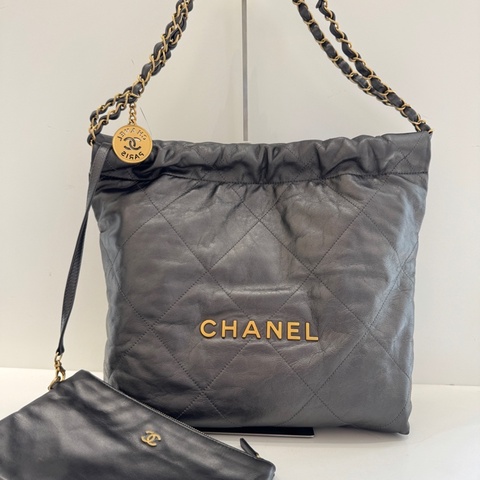 🆕98新 CHANEL香奈兒 22bag 小號 槍灰銀 油蠟牛皮 垃圾袋單肩包斜挎包 22年芯片 金扣 底長30cm✅正品