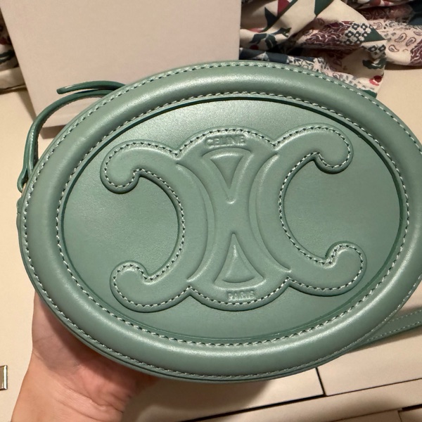 Celine 凱旋月餅包 圓餅包 小號 湖水綠 近新閒置品-5