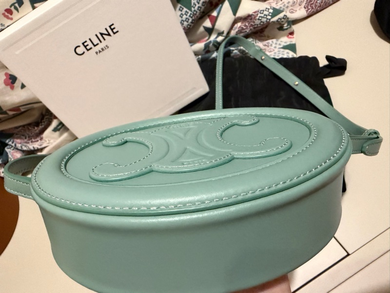 Celine 凱旋月餅包 圓餅包 小號 湖水綠 近新閒置品-10