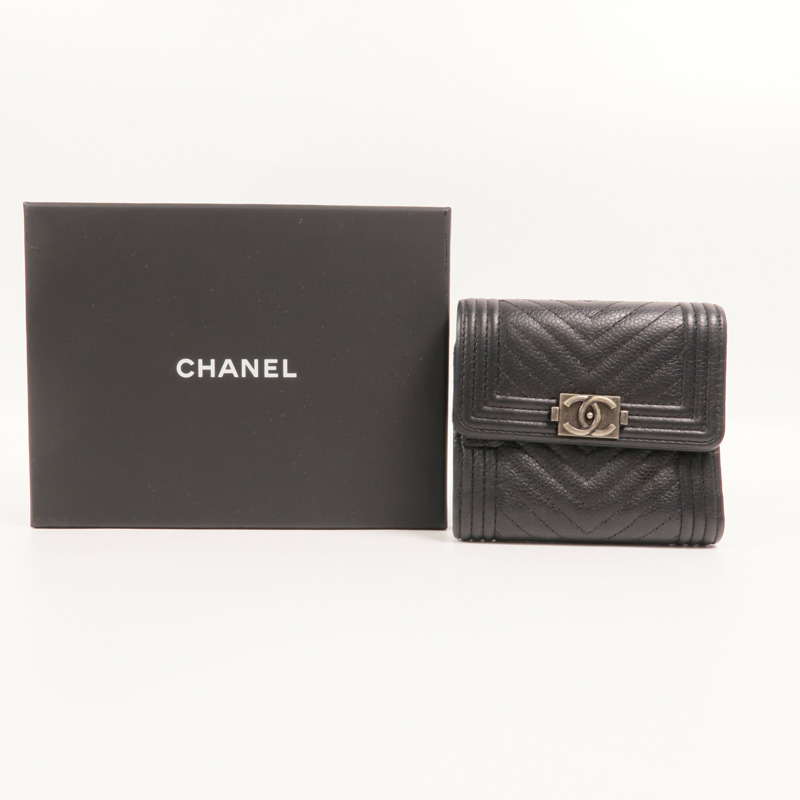 CHANEL 牛皮皮革Boy Wallet錢包-11