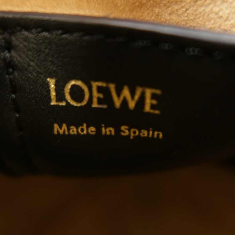 LOEWE 牛皮皮革Mini Pebble Bucket Bag手挽肩背兩用袋-4
