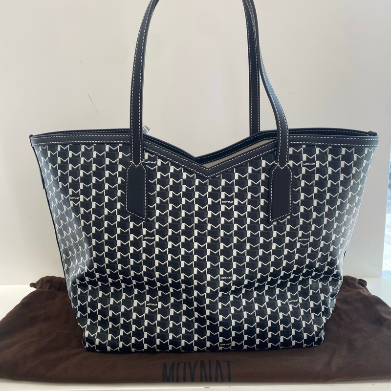 ✨MOYNAT x Labubu莫奈聯名托特包單肩包手提包購物袋 黑白老花款 全新 底長32cm💛正品-1