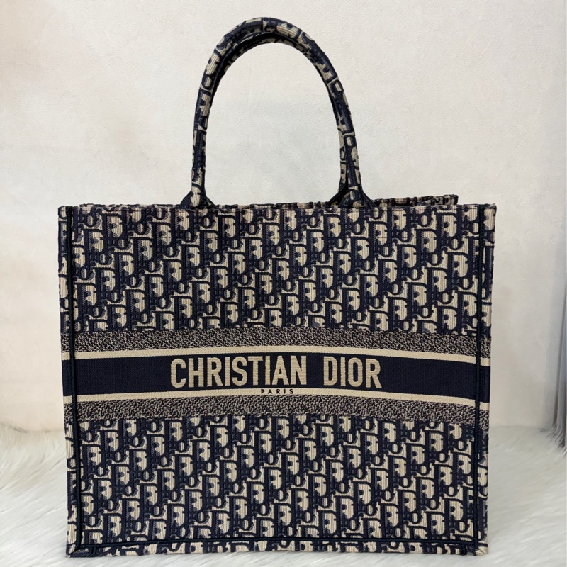 DIOR M1286 米棕色和藍色 Dior Oblique 刺繡 Book Tote 大型托特包-0