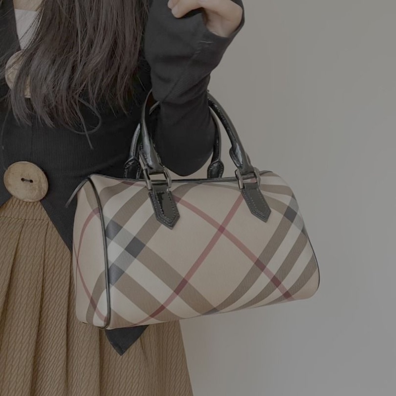 BURBERRY 經典格紋波士頓手提包 28*17*16 9新 配件塵袋-0