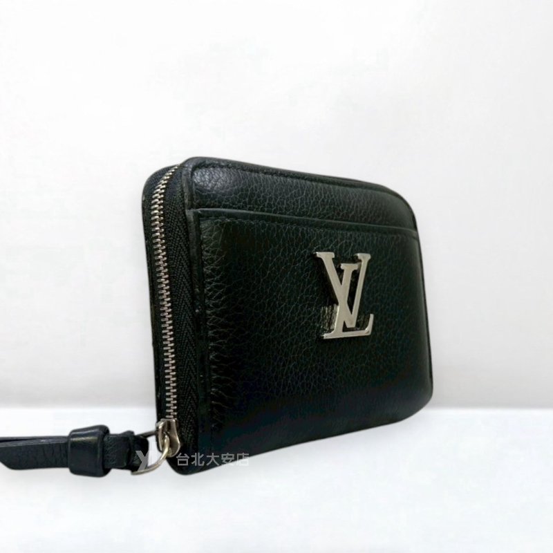 A13248-LV LOCKME 黑色牛皮銀釦ㄇ拉錢包M80099-2