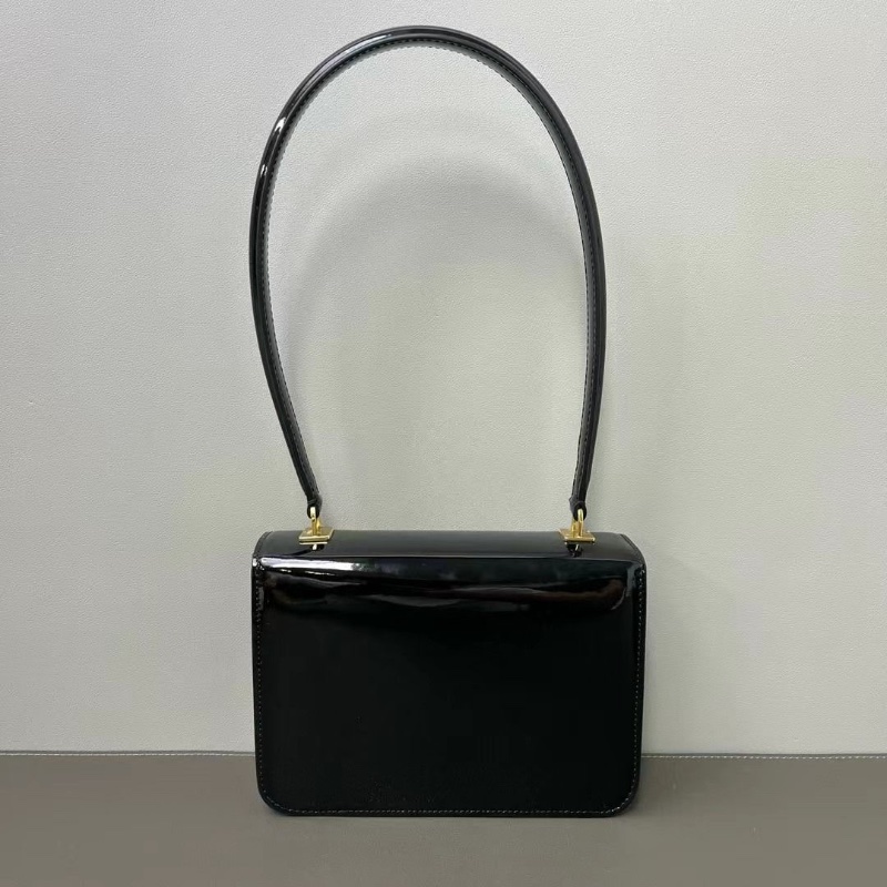 Celine Teen Garence 黑色漆皮肩背包18.5*13*6cm 95新. 配件塵袋-2