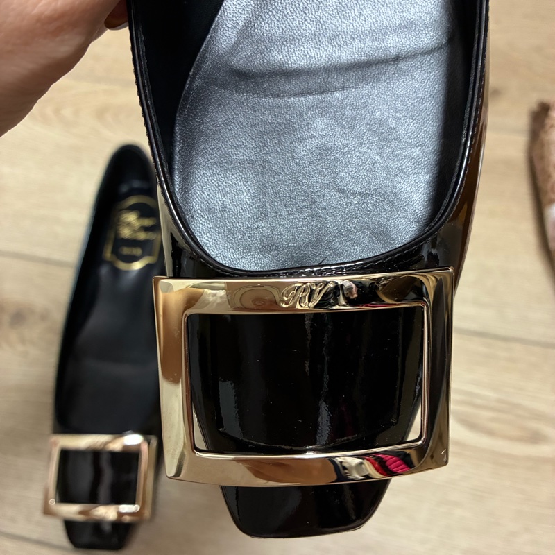 Roger Vivier 漆皮芭蕾舞鞋 平底鞋-2