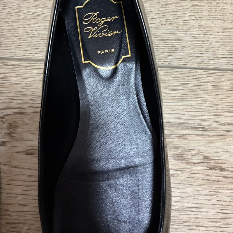 Roger Vivier 漆皮芭蕾舞鞋 平底鞋-3