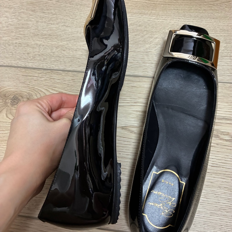 Roger Vivier 漆皮芭蕾舞鞋 平底鞋-14