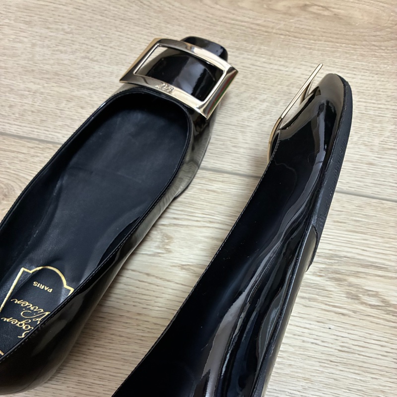 Roger Vivier 漆皮芭蕾舞鞋 平底鞋-21