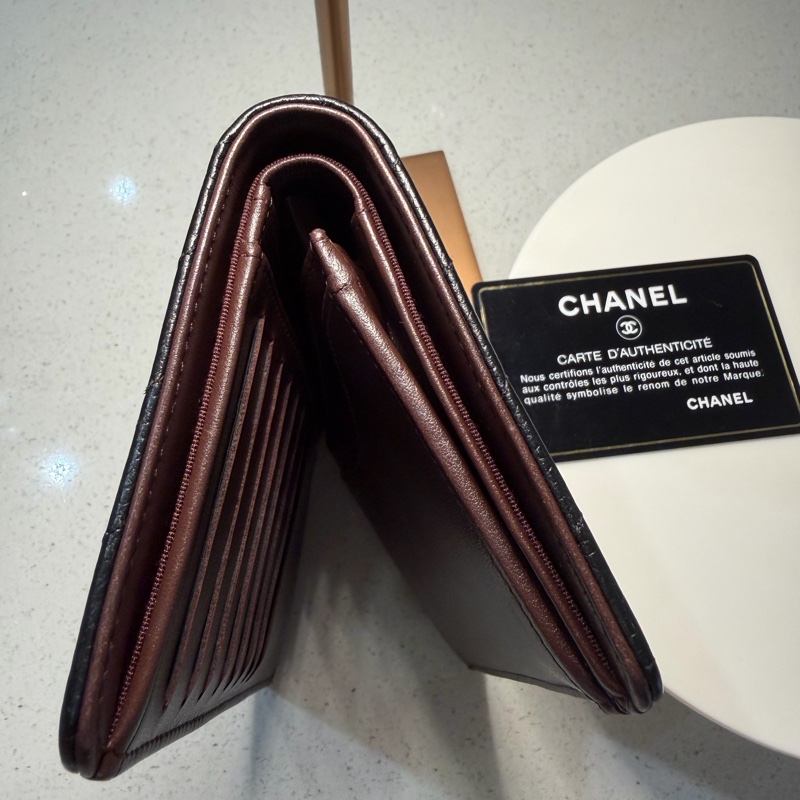 Chanel經典山形紋對開長夾-3
