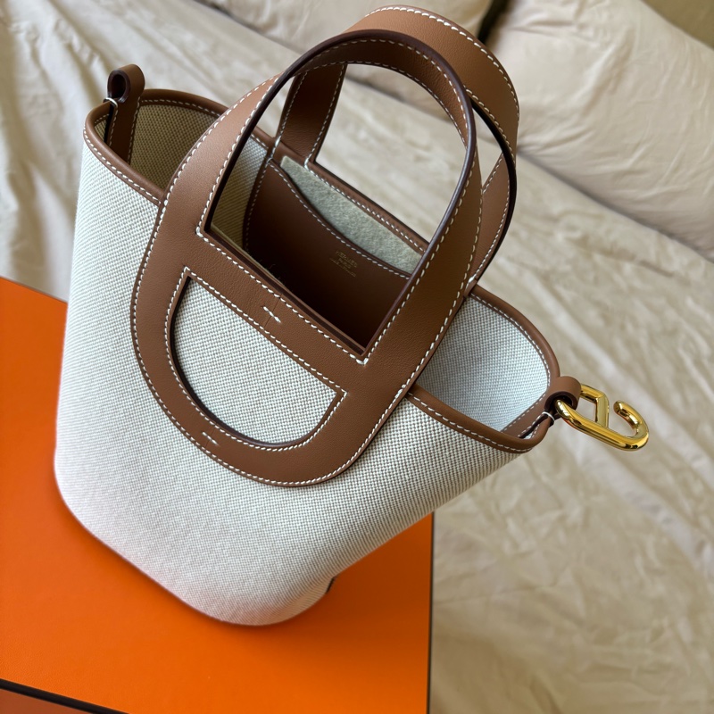 (近全新)Hermes 愛馬仕 in the loop 菜籃子-1
