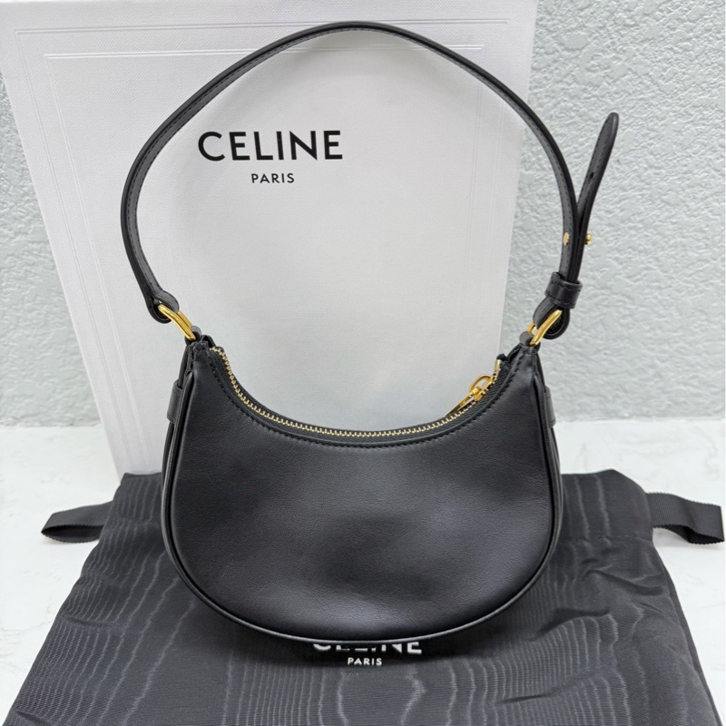 99 新Celine 賽琳 凱旋門 mini 腋下包 月牙包 黑色 尺寸:16x11-1